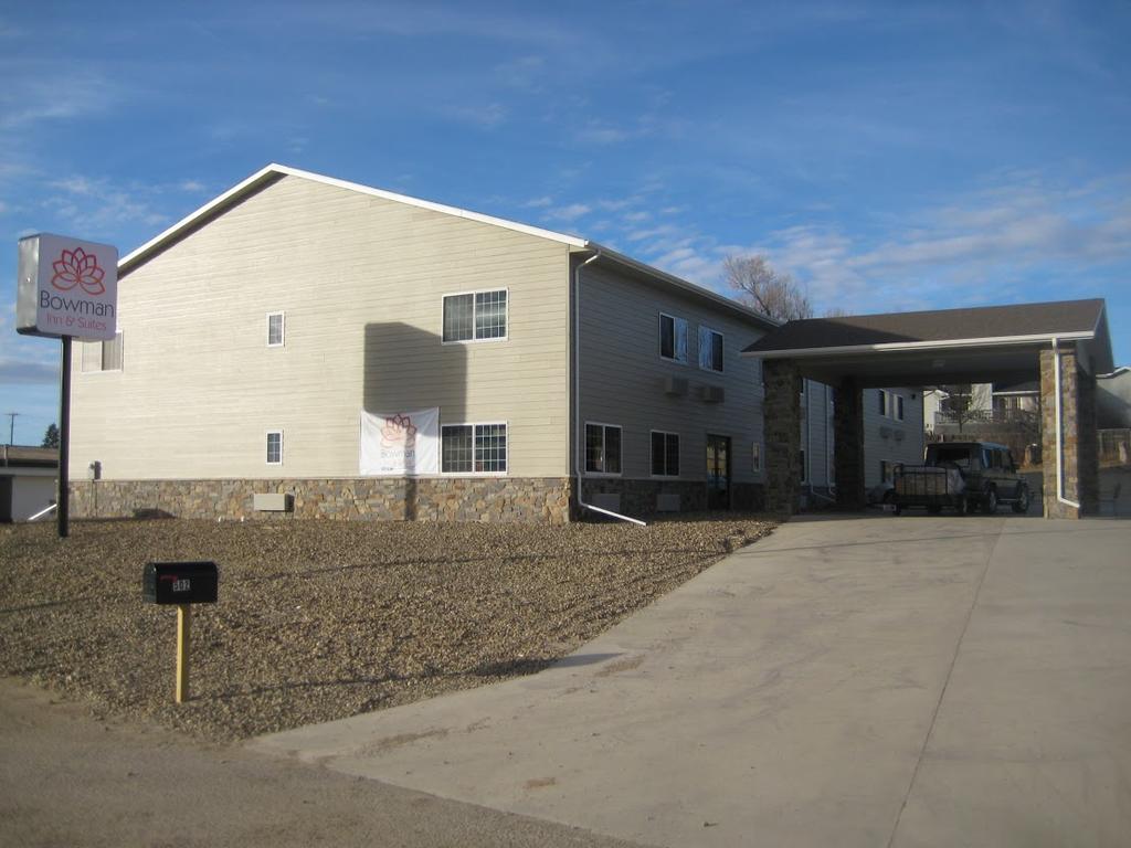 Bowman Inn And Suites Exterior photo